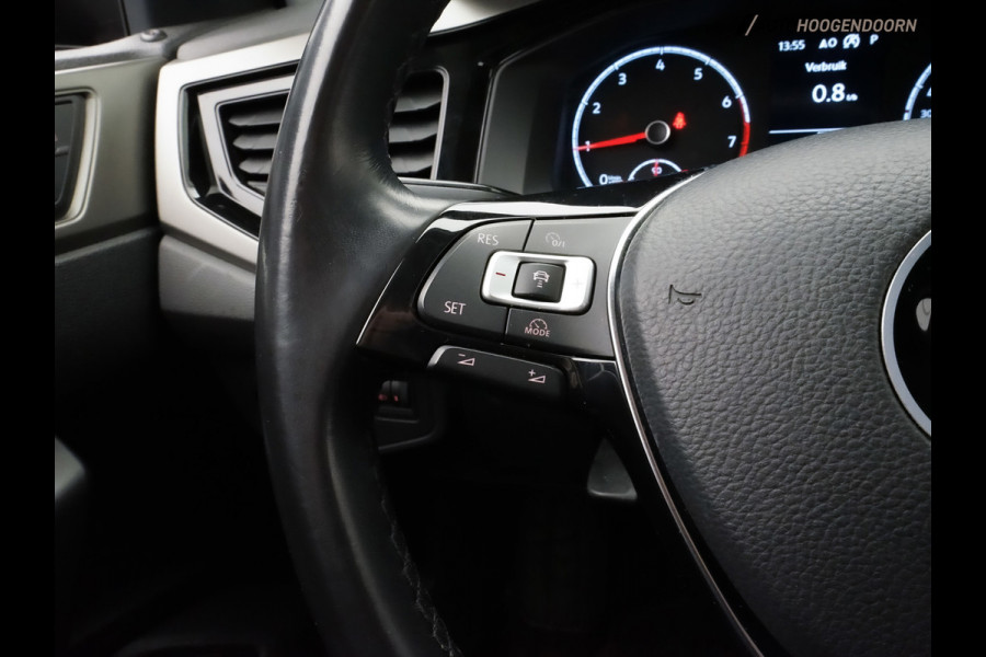 Volkswagen Polo 1.0 TSI DSG Comfortline Business Luxe (ADAPTIVE,PARKEERSENSOREN,NAVIGATIE,APPLE CARPLAY,LM-VELGEN,TOPCONDITIE)