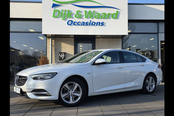 Opel Insignia Grand Sport 1.5 Turbo Business Executive Automaat – Parkeersensor - Navi – Luxe - Nap –