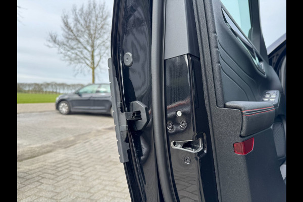 Ford Kuga 2.5 PHEV ST-Line TREKHAAK / CAM / VIRT. COCKP / WARNSPOT / CARPLAY / STLVERW. / PDC / LED / KEYLESS / 4-SEIZ. BAND /