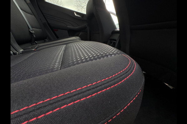 Ford Kuga 2.5 PHEV ST-Line TREKHAAK / CAM / VIRT. COCKP / WARNSPOT / CARPLAY / STLVERW. / PDC / LED / KEYLESS / 4-SEIZ. BAND /