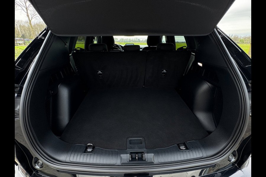 Ford Kuga 2.5 PHEV ST-Line TREKHAAK / CAM / VIRT. COCKP / WARNSPOT / CARPLAY / STLVERW. / PDC / LED / KEYLESS / 4-SEIZ. BAND /