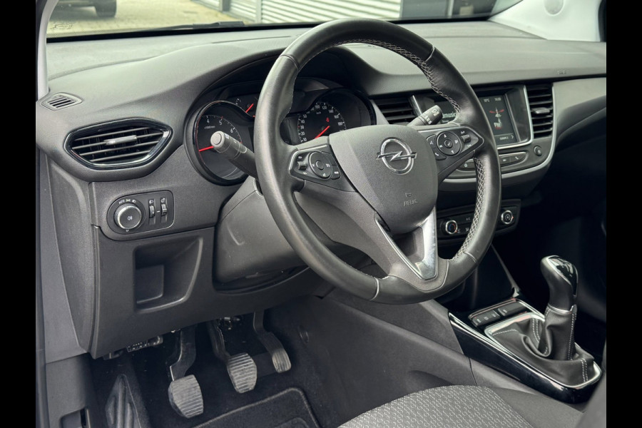Opel Crossland 1.2 Edition - Apple CarPlay / Navigatie I Airco I PDC I LED I Dealer onderhouden