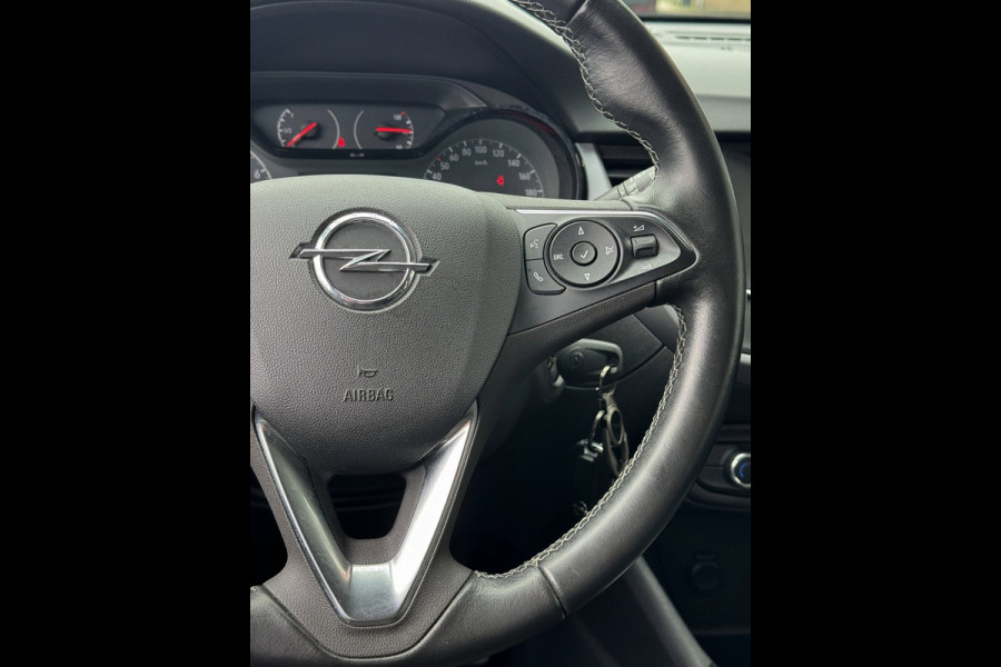 Opel Crossland 1.2 Edition - Apple CarPlay / Navigatie I Airco I PDC I LED I Dealer onderhouden