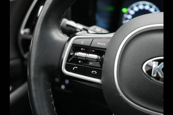 Kia Sorento 1.6 T-GDI 4WD ExecutiveLine PHEV 265pk Dealer O.H. | Trekhaak Afn. | Panodak | Adaptive Cruise | Head Up | Luxe Lederen Comfortstoelen Memory & Ventilatie | 360 Camera | Bose Sound | Stoelen & Stuur Verwarmd | Blis | Keyless | Plug In Hybrid