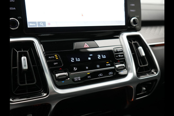 Kia Sorento 1.6 T-GDI 4WD ExecutiveLine PHEV 265pk Dealer O.H. | Trekhaak Afn. | Panodak | Adaptive Cruise | Head Up | Luxe Lederen Comfortstoelen Memory & Ventilatie | 360 Camera | Bose Sound | Stoelen & Stuur Verwarmd | Blis | Keyless | Plug In Hybrid