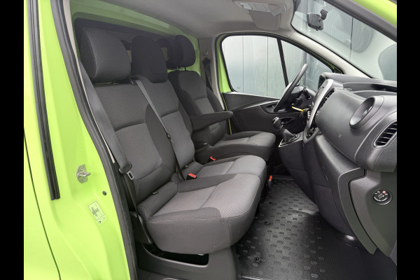 Renault Trafic 1.6 dCi / L1H1 / 1e EIG. / INRICHTING / TREKHAAK / AIRCO / CRUISE / LED / NAVI / 3-ZITS
