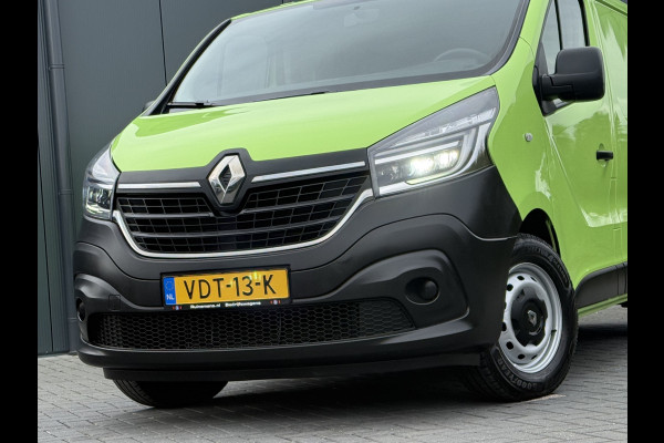 Renault Trafic 1.6 dCi / L1H1 / 1e EIG. / INRICHTING / TREKHAAK / AIRCO / CRUISE / LED / NAVI / 3-ZITS