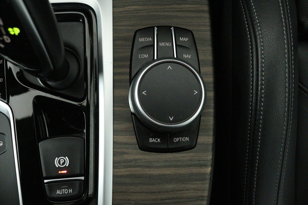 BMW X3 XDrive20i High Executive (PANORAMADAK, DIGITALE COCKPIT, STOELVERWARMING, NAVIGATIE)