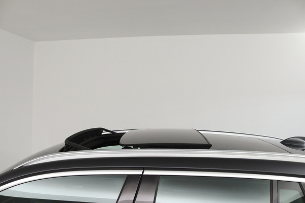 BMW X3 XDrive20i High Executive (PANORAMADAK, DIGITALE COCKPIT, STOELVERWARMING, NAVIGATIE)