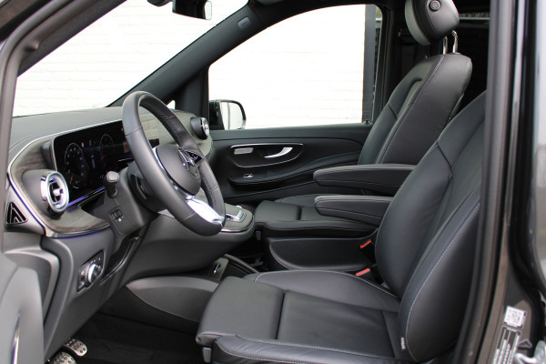 Mercedes-Benz V-Klasse 250d / DC / AMG / Panorama / 2x Elec Schuifd / 360 Cam / Burmester / Vol Opties / NIEUWSTAAT
