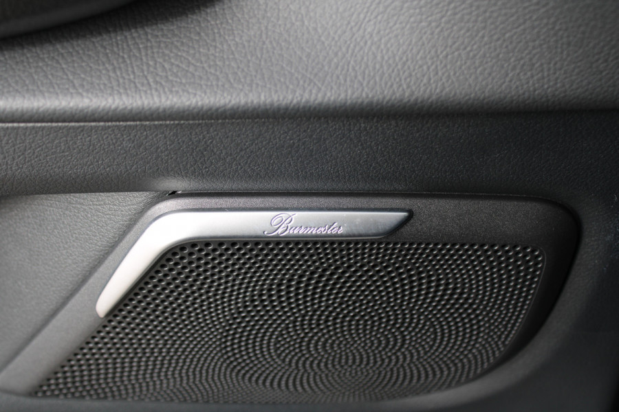 Mercedes-Benz V-Klasse 250d / DC / AMG / Panorama / 2x Elec Schuifd / 360 Cam / Burmester / Vol Opties / NIEUWSTAAT