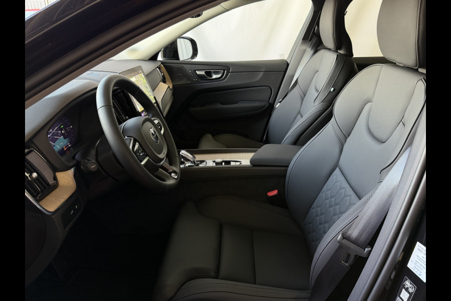 Volvo XC60 2.0 T6 AWD ULTRA DARK NIEUWE AUTO ELEK.TREKHAAK HARMAN KARDON HEADUP 360.CAM LEER SCHUIFDAK PHEV Plug in Hybrid ✅ Top Auto's Wijchen ,  Altijd een Ruim aanbod van Volvo's i  BUSINESS / CORE / BRIGHT / DARK / ULTRA DARK / PLUS DARK / BLACK EDITION  / ESSENTIAL / T6 / T8 ✅
