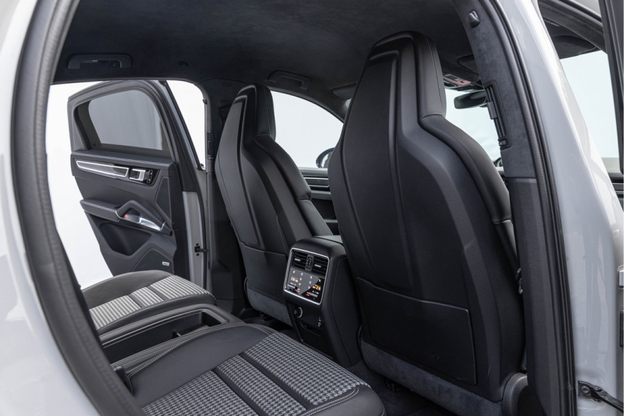 Porsche Cayenne Coupé 4.0 Turbo S E-Hybrid Keramisch PPF Innodrive Lightweight Pack