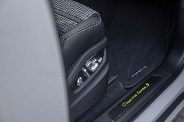 Porsche Cayenne Coupé 4.0 Turbo S E-Hybrid Keramisch PPF Innodrive Lightweight Pack