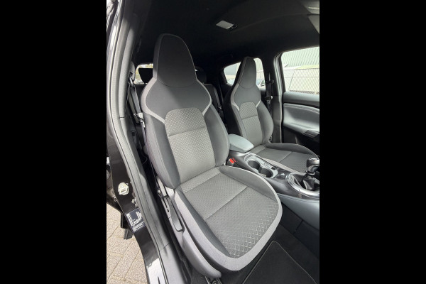 Nissan Juke 115pk Enigma (Camera - Stoel-/- voorruitverwarming - LED - Keyless Entry - 19"- Automatische Airco - Navigatie)