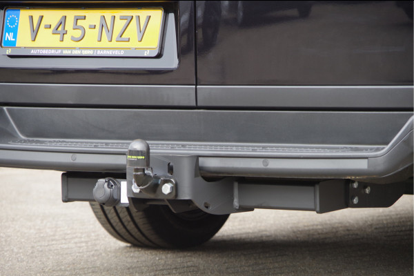 Volkswagen Crafter 35 2.0 TDI L3H3 140PK AUT. LED, TREKHAAK, BETIMMERING, STOELVERWARMING, GEVEERDE ERGO COMFORT STOEL, CAMERA, NAVI, CRUISE, AIRCO