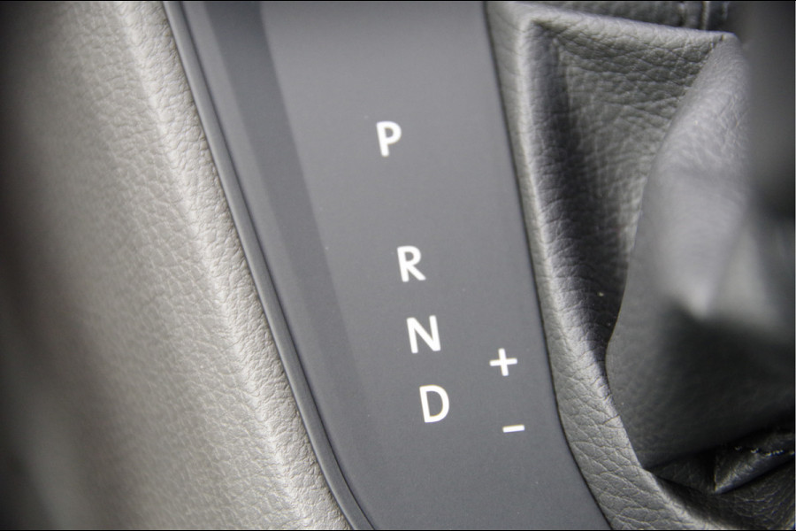 Volkswagen Crafter 35 2.0 TDI L3H3 140PK AUT. LED, TREKHAAK, BETIMMERING, STOELVERWARMING, GEVEERDE ERGO COMFORT STOEL, CAMERA, NAVI, CRUISE, AIRCO