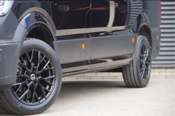 Volkswagen Crafter 35 2.0 TDI L3H3 140PK AUT. LED, TREKHAAK, BETIMMERING, STOELVERWARMING, GEVEERDE ERGO COMFORT STOEL, CAMERA, NAVI, CRUISE, AIRCO