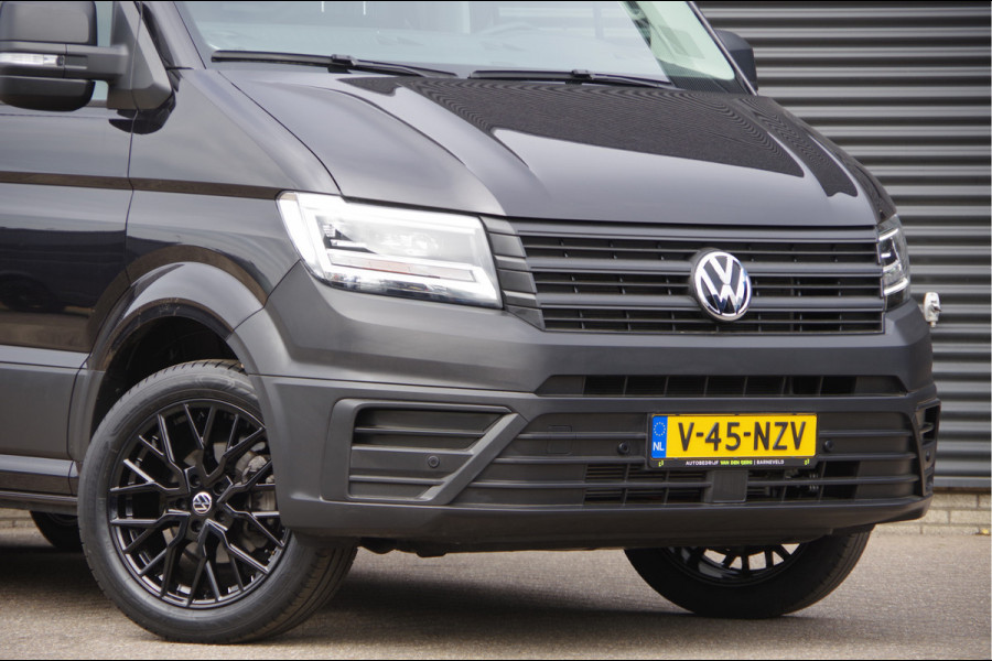 Volkswagen Crafter 35 2.0 TDI L3H3 140PK AUT. LED, TREKHAAK, BETIMMERING, STOELVERWARMING, GEVEERDE ERGO COMFORT STOEL, CAMERA, NAVI, CRUISE, AIRCO