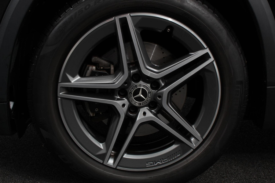 Mercedes-Benz GLA 200 AMG Line Automaat Nieuw model ! | Navigatie | Climate Control | Camera | Electrisch bedienbare achterklep | Dab | Led