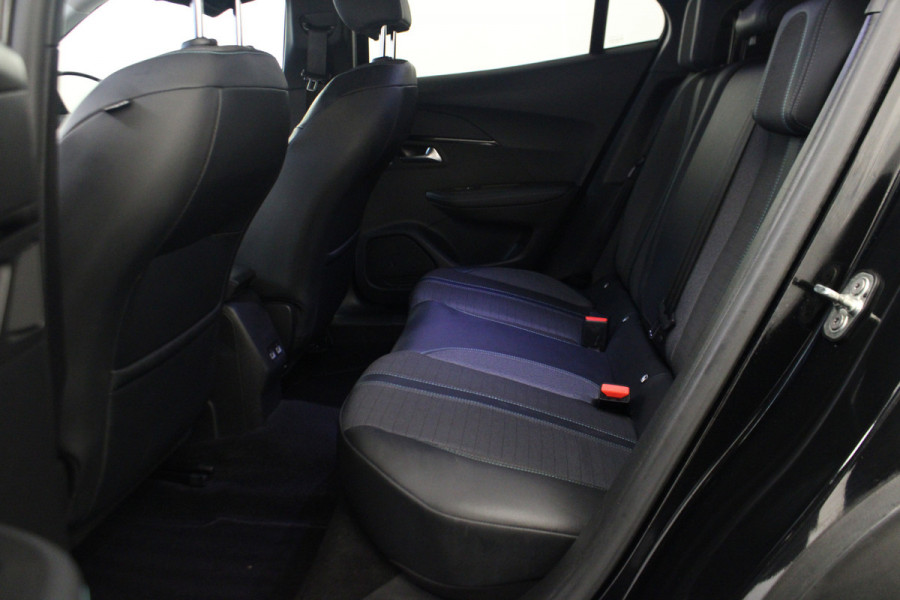 Peugeot 2008 1.2 PureTech Blue Lease Allure |Camera|Trekhaak|Navi|