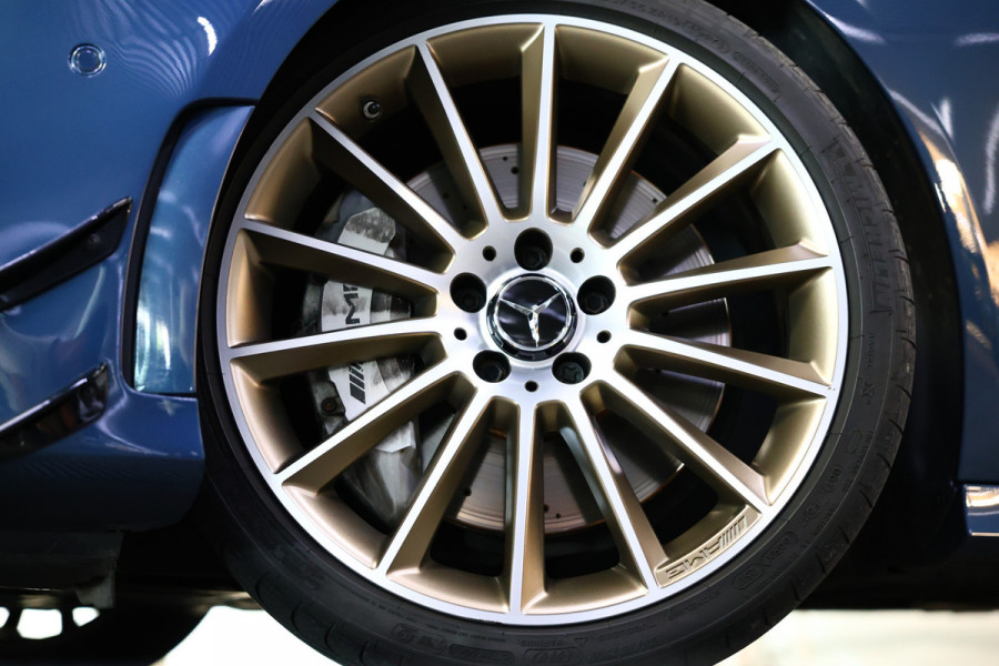 Mercedes-Benz A-Klasse AMG 35 4MATIC Premium EX BPM op DUITS KENT ! BURMESTER PANO KUIPST ''19