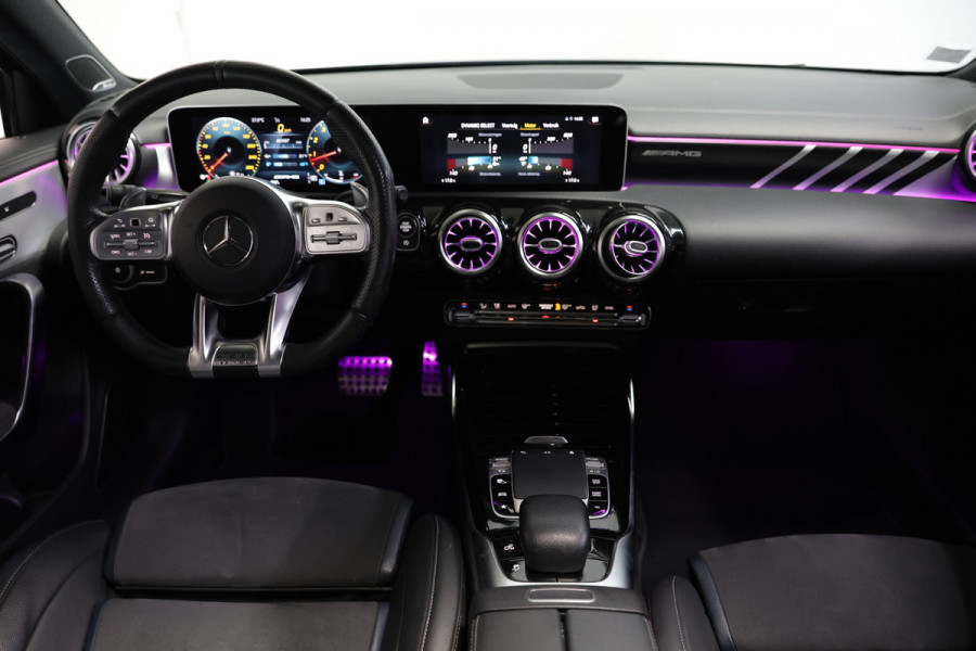 Mercedes-Benz A-Klasse AMG 35 4MATIC Premium EX BPM op DUITS KENT ! BURMESTER PANO KUIPST ''19