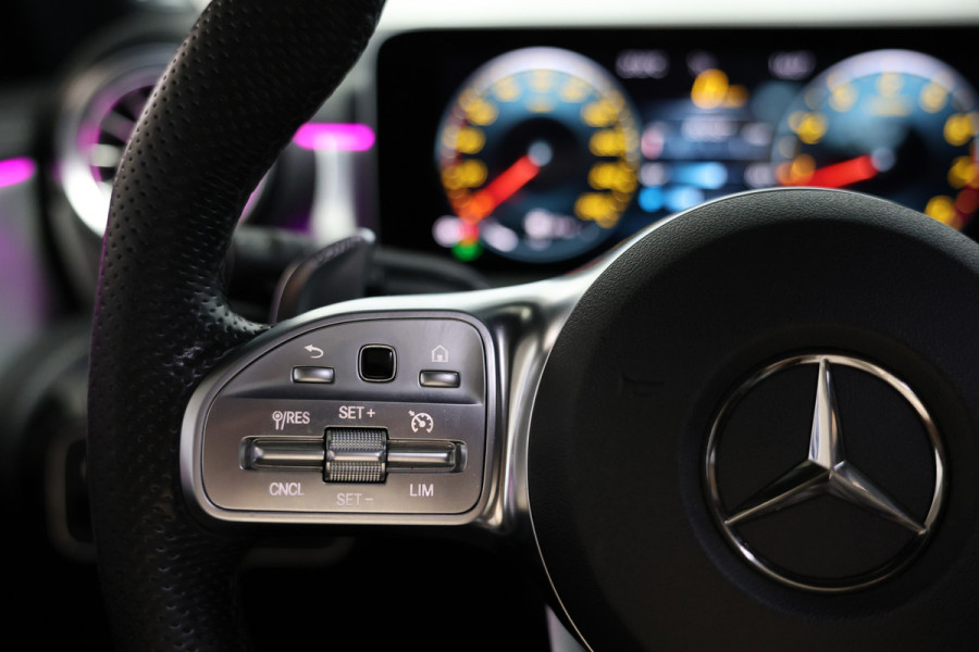 Mercedes-Benz A-Klasse AMG 35 4MATIC Premium EX BPM op DUITS KENT ! BURMESTER PANO KUIPST ''19