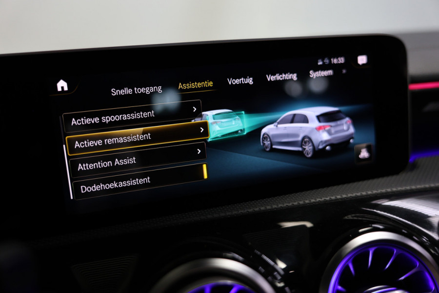 Mercedes-Benz A-Klasse AMG 35 4MATIC Premium EX BPM op DUITS KENT ! BURMESTER PANO KUIPST ''19