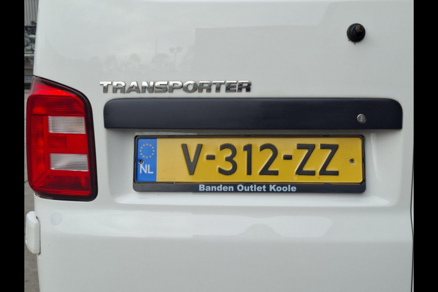 Volkswagen Transporter 2.0 TDI L1H1 Trendline AIRCO / CRUISE CONTROLE / TREKHAAK / EURO 6