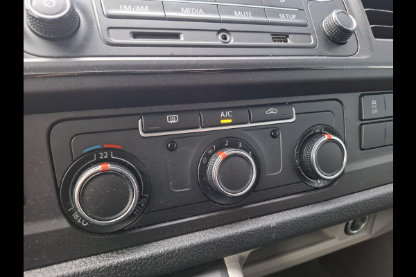 Volkswagen Transporter 2.0 TDI L1H1 Trendline AIRCO / CRUISE CONTROLE / TREKHAAK / EURO 6