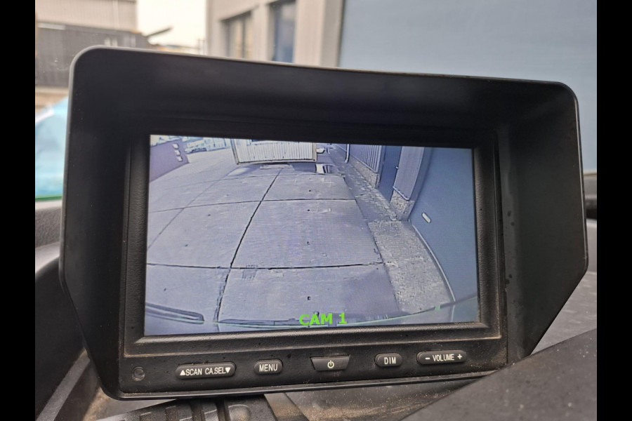 Renault Trafic 1.6 dCi T29 L2H1 Comfort Energy AIRCO / CRUISE CONTROLE / NAVI / TREKHAAK / EURO 6 / CAMERA