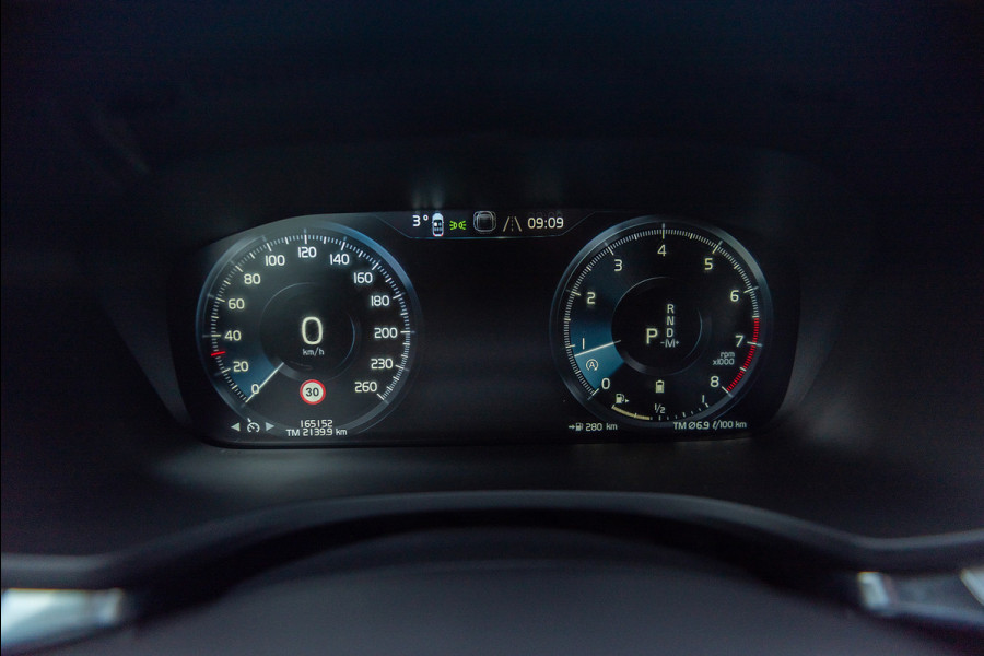Volvo V60 B3 Aut. Momentum Leder Stoelverwarming Parkassist 163pk
