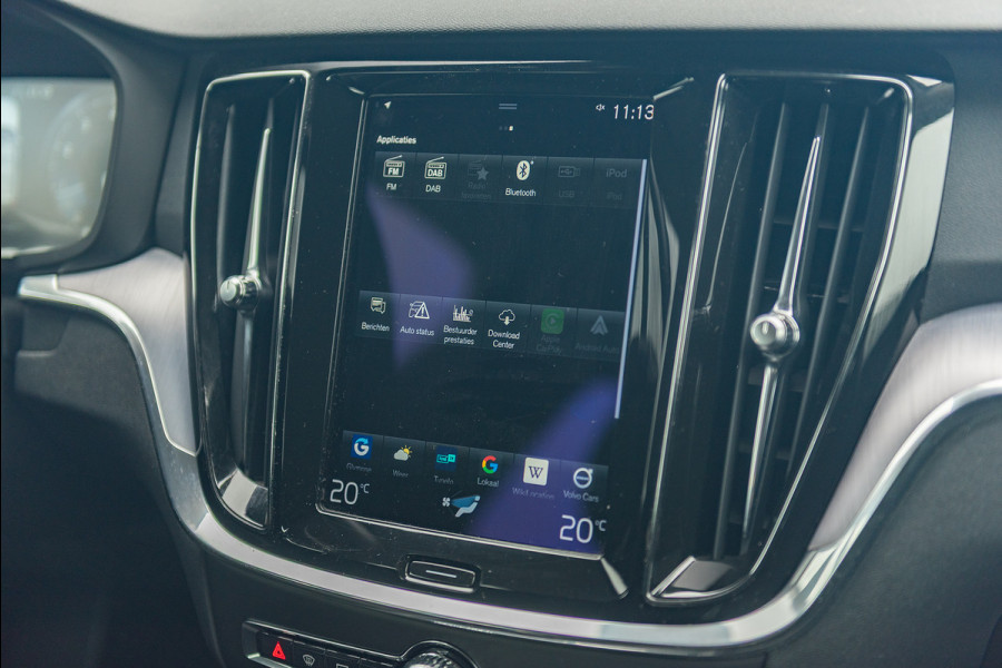 Volvo V60 B3 Aut. Momentum ACC Trekhaak Parkeercamera 164pk