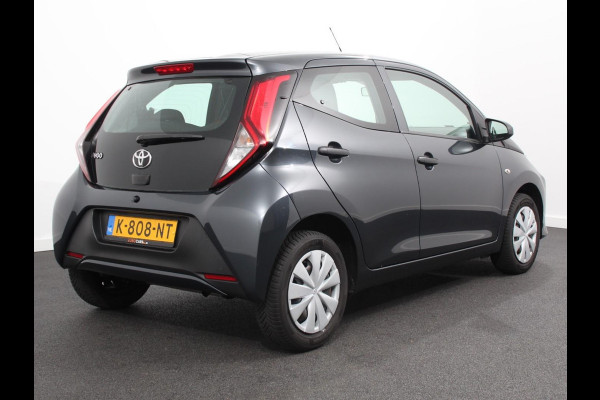 Toyota Aygo 1.0 VVT-i x-fun | Airco | Bluetooth | Led | Electrisch pakket | 5 deurs