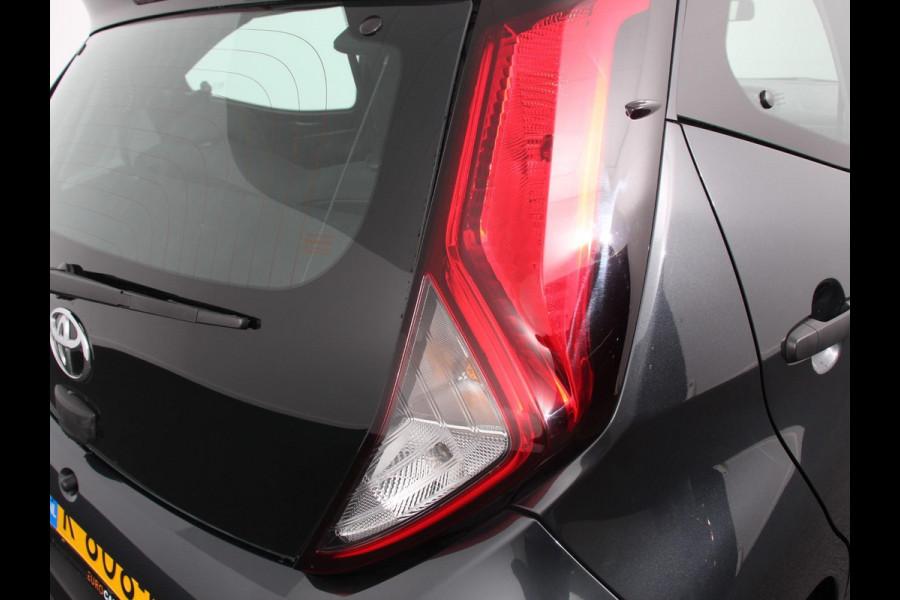 Toyota Aygo 1.0 VVT-i x-fun | Airco | Bluetooth | Led | Electrisch pakket | 5 deurs