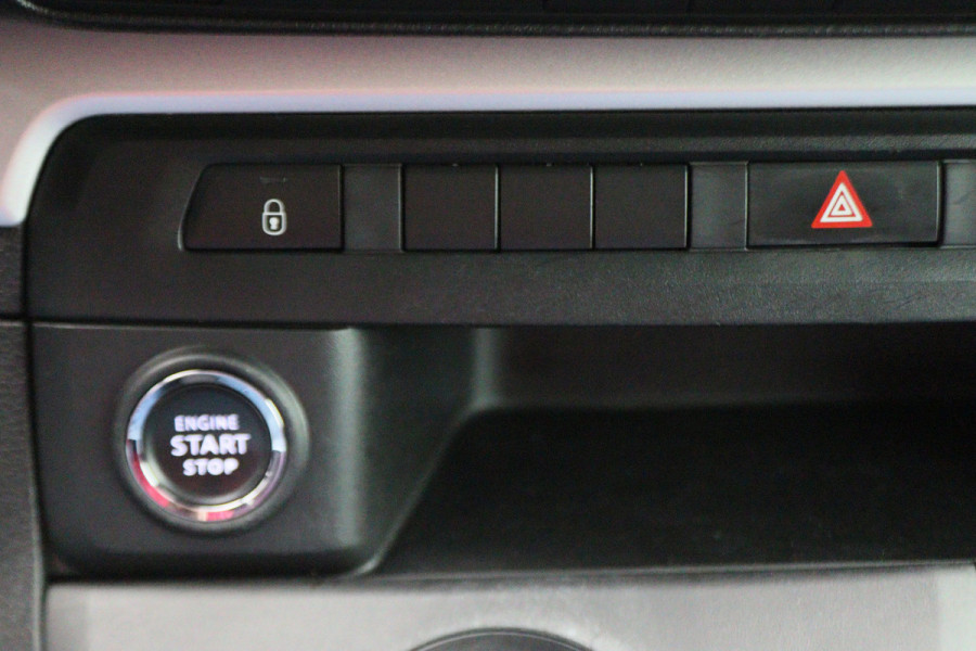 Opel Vivaro 2.0 CDTI L3H1 DC Edition Automaat Camera, Apple Carplay, LED, Trekhaak, Dodehoeksensor, Lane Assist, PDC