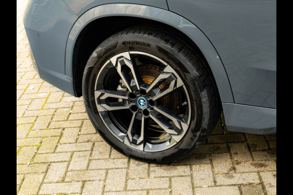 BMW X1 xDrive25e M-Sport - Pano - Trekhaak - Driving Ass Prof - Head-up