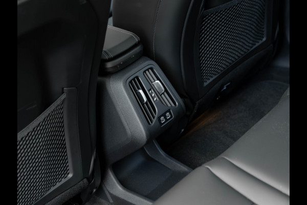 BMW X1 xDrive25e M-Sport - Pano - Trekhaak - Driving Ass Prof - Head-up