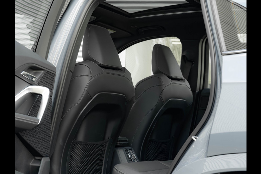 BMW X1 xDrive25e M-Sport - Pano - Trekhaak - Driving Ass Prof - Head-up