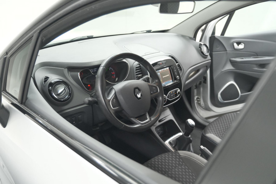 Renault Captur TCe 90 Intens | Camera | Dodehoekdetectie | Navigatie | Parkeersensoren