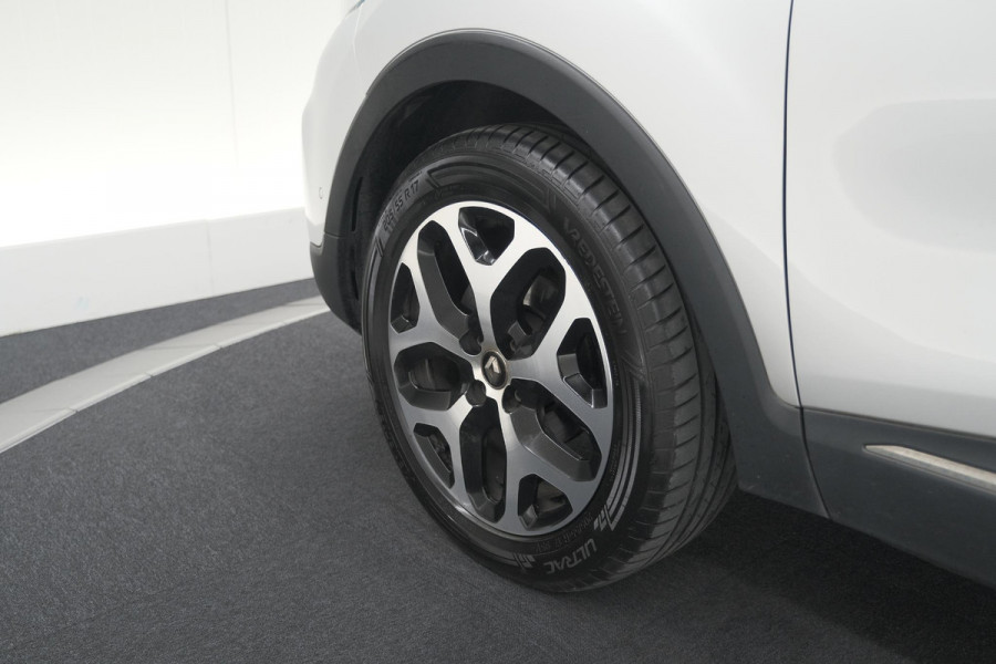 Renault Captur TCe 90 Intens | Camera | Dodehoekdetectie | Navigatie | Parkeersensoren