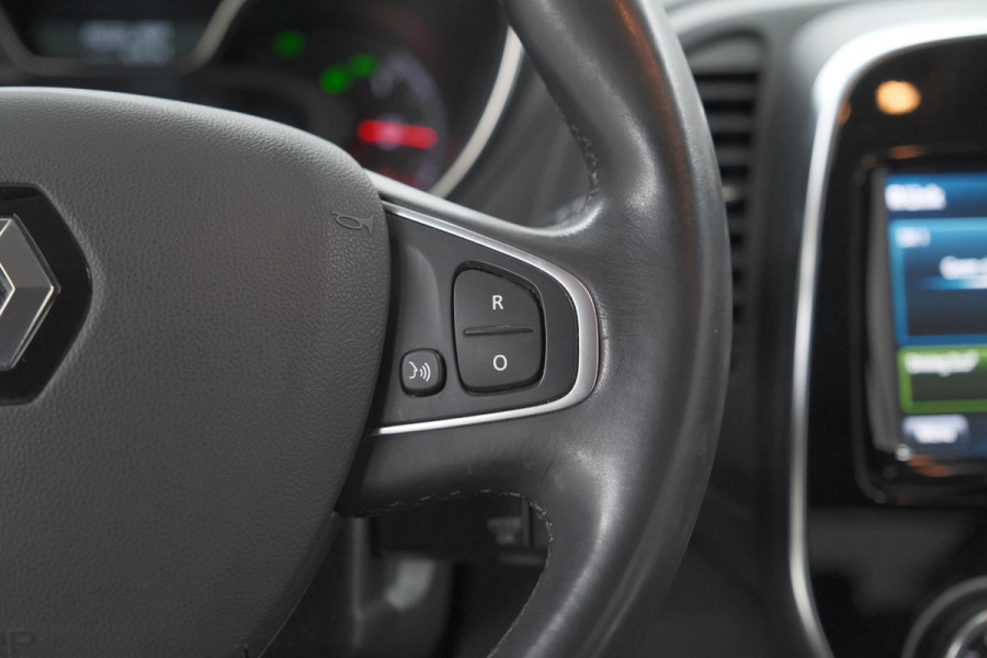 Renault Captur TCe 90 Intens | Camera | Dodehoekdetectie | Navigatie | Parkeersensoren