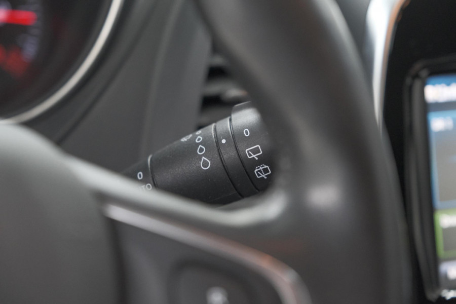 Renault Captur TCe 90 Intens | Camera | Dodehoekdetectie | Navigatie | Parkeersensoren