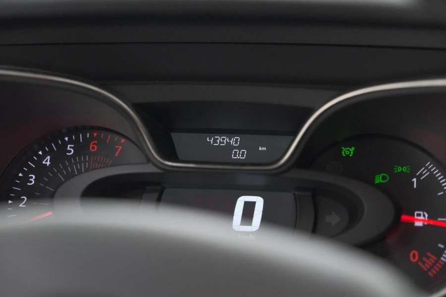 Renault Captur TCe 90 Intens | Camera | Dodehoekdetectie | Navigatie | Parkeersensoren