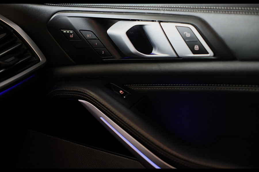 BMW X5 M50d M Line / 7 Persoons / Massage / HK / Head Up / Acc / Lane Assist / Leder / Luchtvering / Open Pano / Trekhaak / 22 Inc