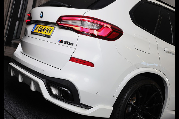 BMW X5 M50d M Line / 7 Persoons / Massage / HK / Head Up / Acc / Lane Assist / Leder / Luchtvering / Open Pano / Trekhaak / 22 Inc