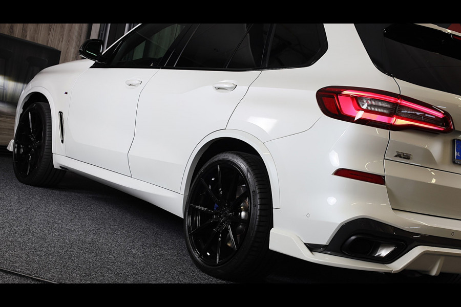 BMW X5 M50d M Line / 7 Persoons / Massage / HK / Head Up / Acc / Lane Assist / Leder / Luchtvering / Open Pano / Trekhaak / 22 Inc