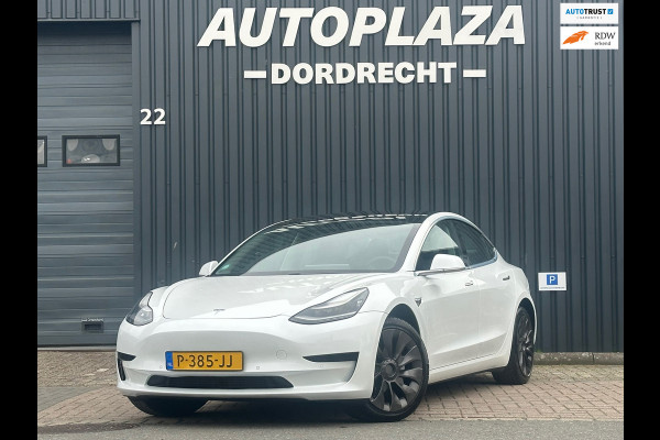 Tesla Model 3 Standard RWD Plus 60 kWh AUTOPILOT
