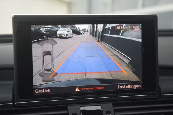 Audi A6 Allroad quattro 3.0 TDI Premium Edition / Panoramadak / Camera / Trekhaak